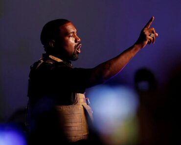 Etats-Unis : Kanye West Lâché Par Son Avocate