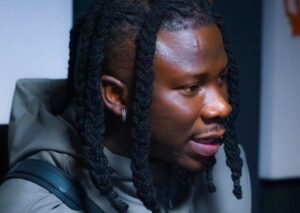 Ghana : Stonebwoy Vole Au Secours De Son Confrère Tinny