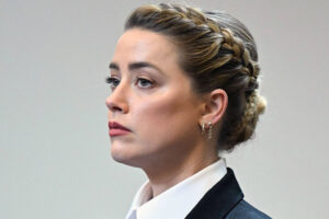 Hollywood : Amber Heard Traumatisée Par La Violence De Johnny Depp