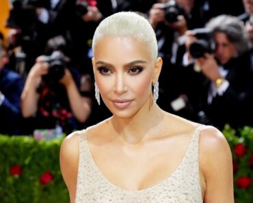 Etats-Unis : Kim Kardashian Porte La Robe De Marilyn Monroe Au « Met Gala 2022 »