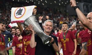 Ligue Europa / José Mourinho Remporte Son 5E Trophée En 5 Finales À Rome : Ce Qu&Rsquo;Il A Dit