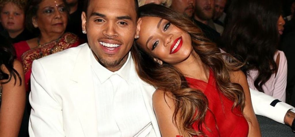 Rihanna Mom Son Ex Chris Brown Sort Du Silence Un Message Fort