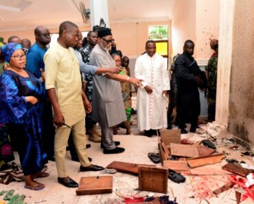 Attaque d’une église au Nigeria : « des hommes armés déguisés en membres d’église » (Police)