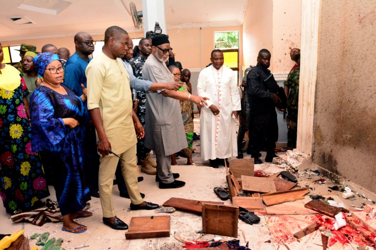 Attaque Eglise Au Nigeriades Hommes Armes Deguises En Membres Deglise