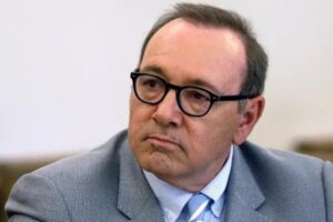 Etats-Unis : Kevin Spacey Inculpé D’agressions Sexuelles