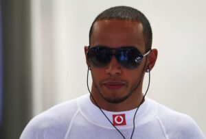 Formule 1/ Lewis Hamilton, Traité De « Petit Noir », Riposte