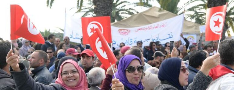 Grève Des Fonctionnaires En Tunisie