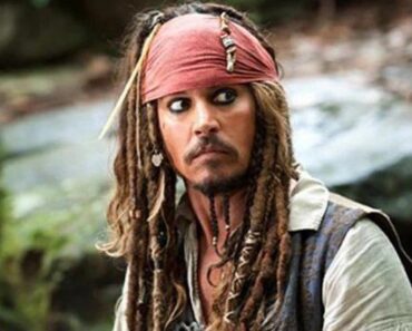 Hollywood : Johnny Depp Serait En Pourparlers Pour Revenir Dans « Pirates Des Caraïbes »