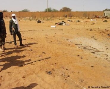 Mali : Au Moins 132 Civils Tués Par Des Terroristes Dans Le Centre Du Pays