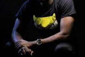 Papou annonce son come back dans le showbiz togolais