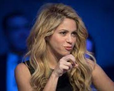 Shakira Reçoit Une Mystérieuse Déclaration D&Rsquo;Amour