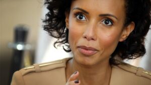 Sonia Rolland : Miss France 2000 Accusée D&Rsquo;Avoir Aidé Omar Bongo À Blanchir De L&Rsquo;Argent, Elle Répond