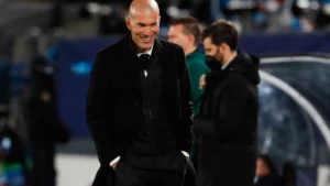 Psg : Macron Courtise Zidane En Faveur Du Club