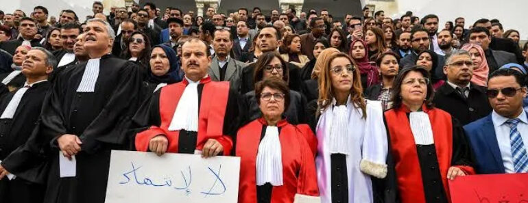 Le Président Tunisien Vire 57 Juges