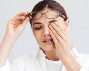 Fatigue Oculaire : 5 Moyens De Réduire La Douleur Au Niveau Des Yeux