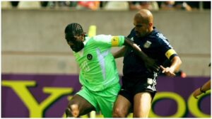 La Fifa Célèbre L'Incroyable Talent De L'Ancien Capitaine Des Super Eagles Jay Jay Okacha