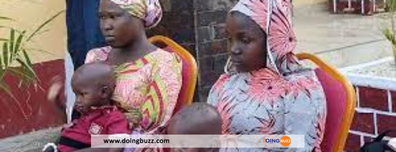 Filles Chibok au Nigeria trois retrouvees des annees enlevement 770x297 - Filles de Chibok au Nigeria : trois retrouvées des années après leur enlèvement