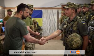 Guerre D&Rsquo;Ukraine / Zelensky Condamne « L&Rsquo;Attaque Barbare » De L&Rsquo;Armée De Poutine