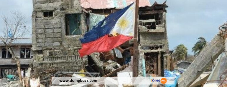 Le Bilan Des Victimes Du Séisme Aux Philippines S&Rsquo;Élève À 10 Morts