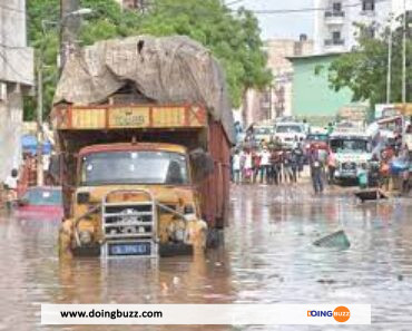 Sénégal: Les Rues De Dakar Inondées Après De Fortes Pluies En 2022