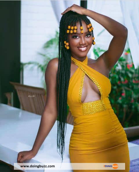 WhatsApp Image 2022 07 06 at 13.31.57 2 - Voici les reines de beauté togolaises les plus populaires sur les réseaux sociaux
