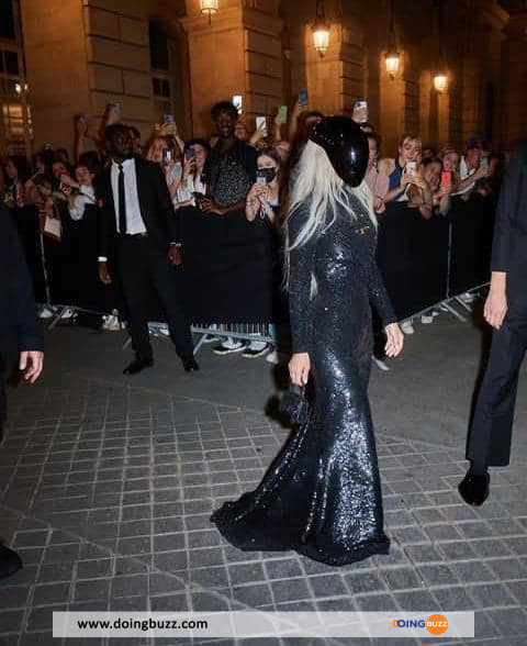 WhatsApp Image 2022 07 19 at 11.46.30 - Les looks iconiques de Kim Kardashian à la fashion week de Paris