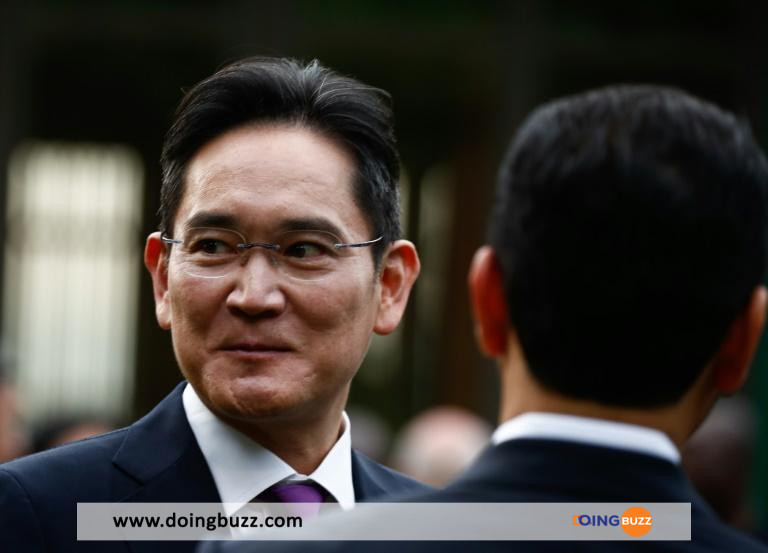 Coree Du Sud Lee Jae Yong Patron De Samsung Une Grace Presidentielle