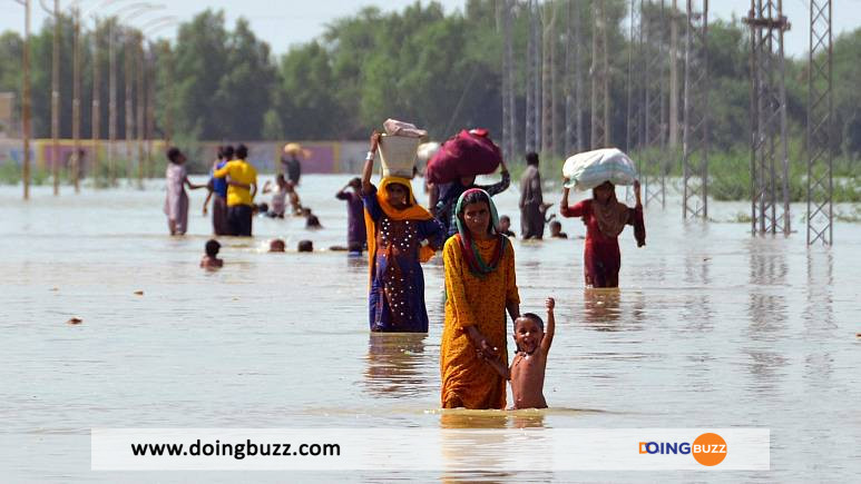 Inondations Au Pakistan Un Millier De Morts Des Millions Touchésterreur Changement Climatique