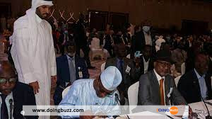 Le Gouvernement Militaire Tchadien Signe Un Accord 40 Groupes Dopposition