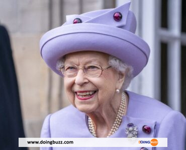 La reine Elizabeth II sous surveillance médicale