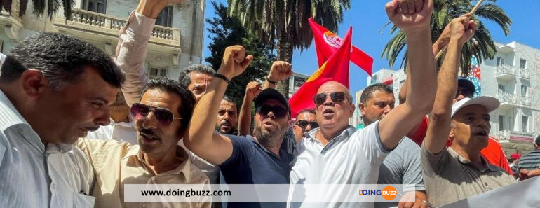 Tunisie: Le Gouvernement Augmente Les Salaires Pour «La Paix Sociale»
