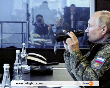 Poutine assiste à des exercices militaires en Extrême-Orient russe