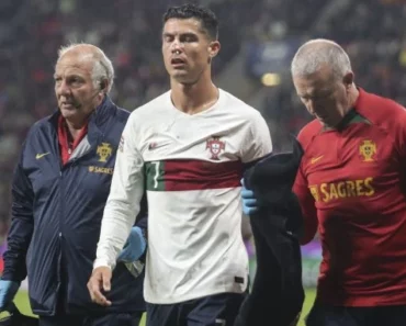 Cristiano Ronaldo subit un violent choc au cours du match