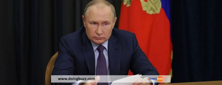 Officiel : Vladimir Poutine Signe L’annexion De Quatre Territoires Ukrainiens En Russie