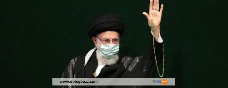 L'Iranien Khamenei fait une apparition publique malgré les rumeurs de maladie