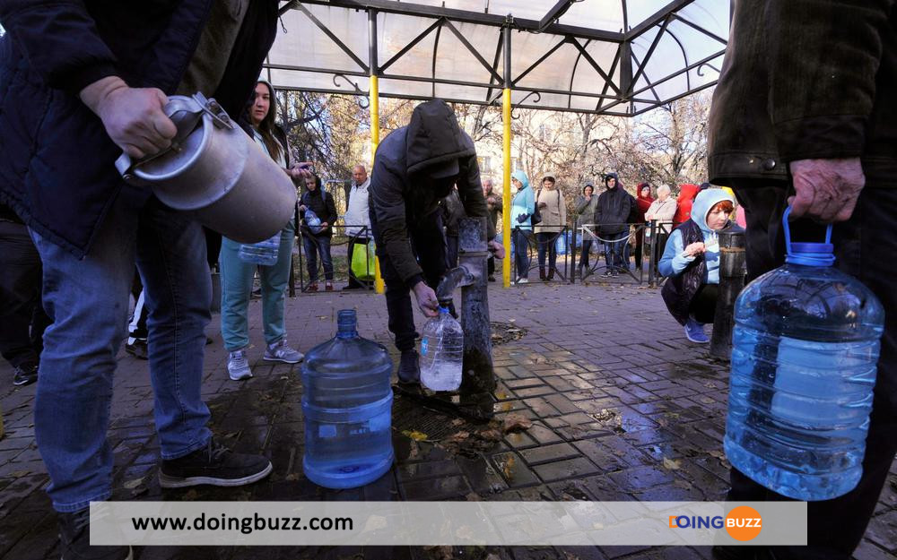 Guerre En Ukraine : Kiev Dans Le Noir, De Nombreux Habitants Privés D’eau Potable