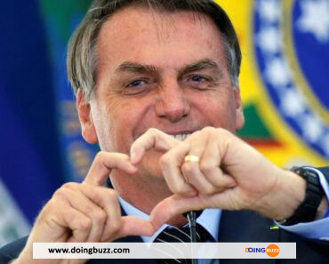 Brésil : Première Apparition Publique De Bolsonaro Depuis Sa Défaite