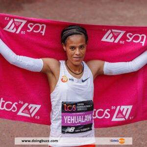 Une Ethiopienne, Championne Du Marathon De Londres