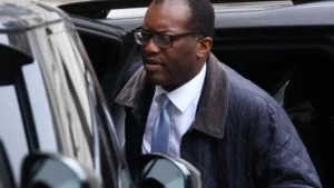 Le Ministre Britannique Des Finances, Kwasi Kwarteng, A Été Limogé