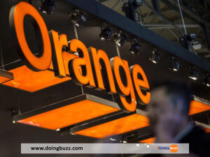 Orange Lance Son 6Ème Centre Numérique Pour Les Femmes (Wdc)