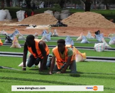 Togo : La Rénovation Presque Terminée D&Rsquo;Un Terrain De Football Est Le Rêve Des Fans De Football (Photo)