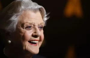 L&Rsquo;Actrice Angela Lansbury, Star De La Série ‘’Arabesque’’, Est Morte