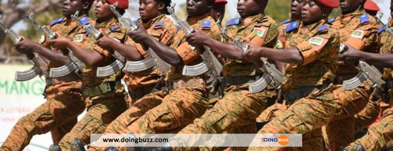 Burkina : L&Rsquo;Armée Recrute 50 000 Volontaires Pour Combattre Le Terrorisme