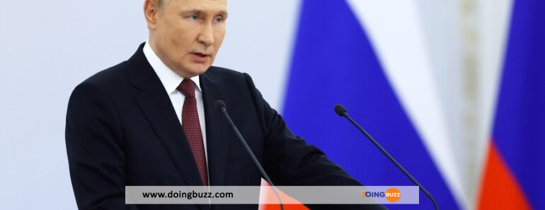 Vladimir Poutine Promulgue La Loi D&Rsquo;Annexion De Quatre Régions En Ukraine