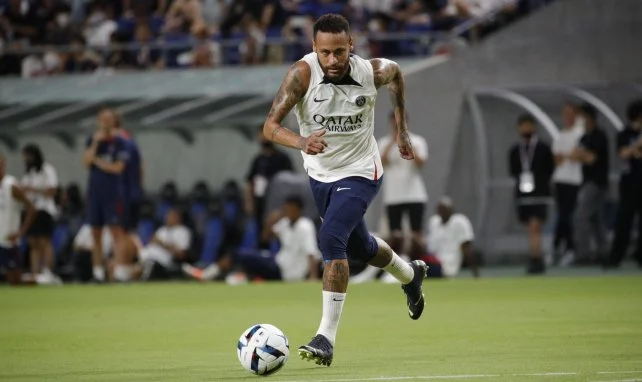 Neymar Félicite Benzema Et S'Étonne Pour Vinicius !