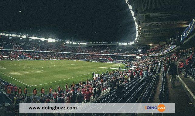 Parc Des Princes 6332B3745Fc95