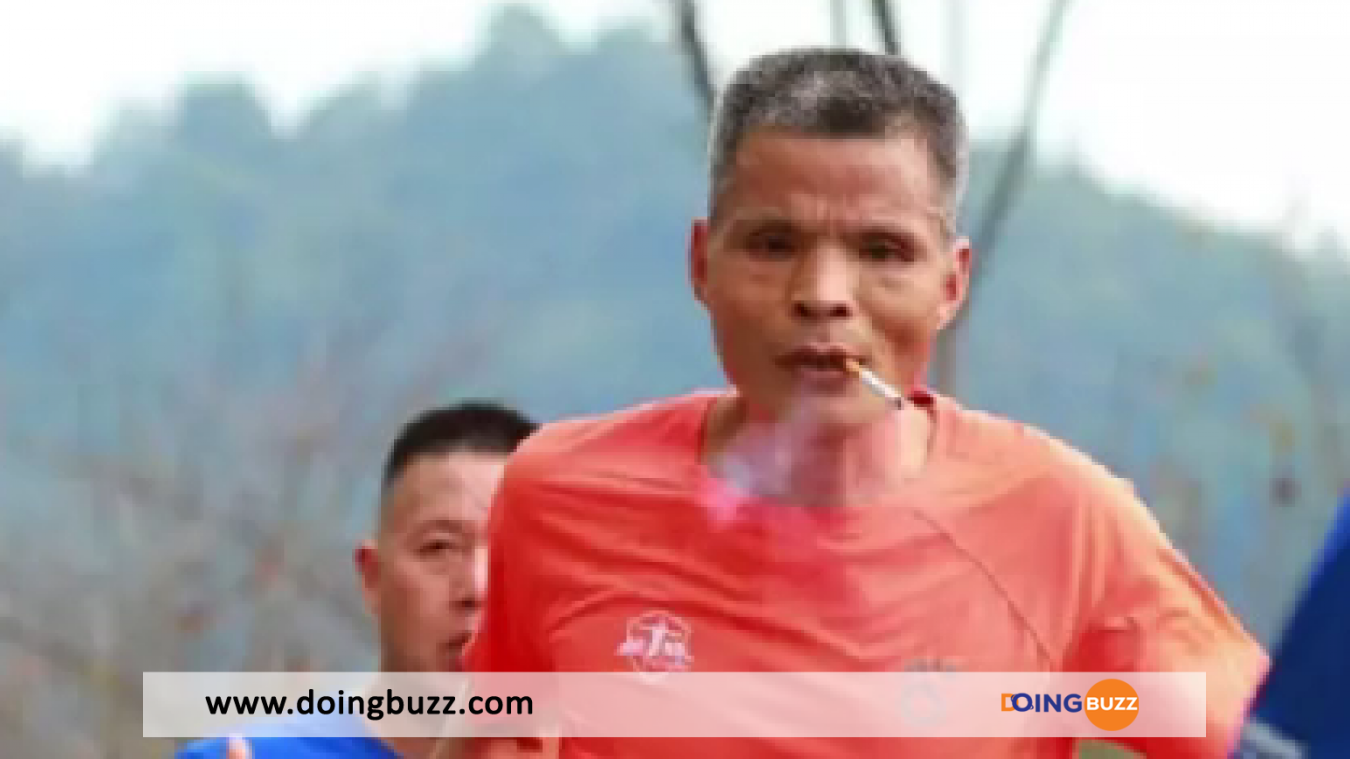 Insolite : Un Homme Participe À Un Marathon Et Fume Tout Au Long De La Course (Vidéo)