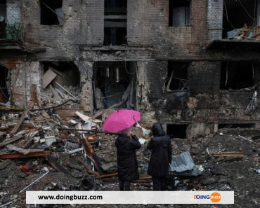 Guerre En Ukraine : Plusieurs Frappes Russes Font Deux (2) Morts Dans Le Sud Du Pays