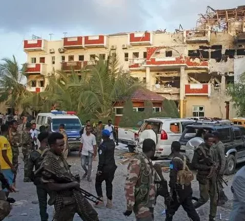 Somalie : Au Moins Huit (8) Morts Dans Une Attaque D'Un Hôtel