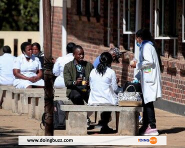 Zimbabwe : Plus de 4 000 médecins et infirmières ont quitté le pays en 2021